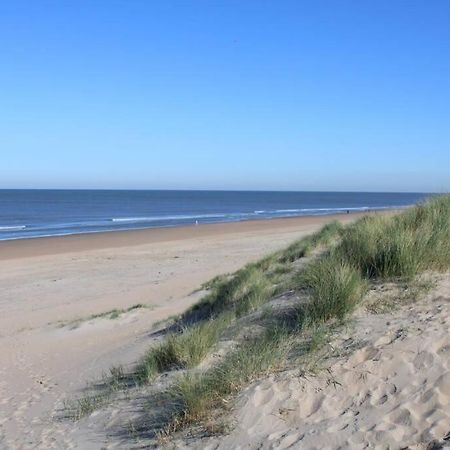Schoon Sfeervol Souterrain Lejlighed Katwijk aan Zee Eksteriør billede